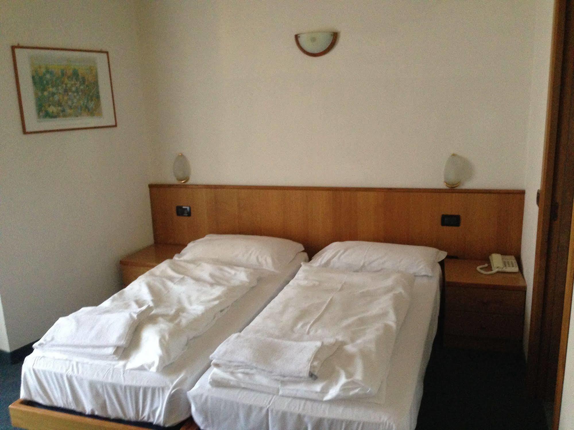 Hotel Olisamir كافيداغو المظهر الخارجي الصورة